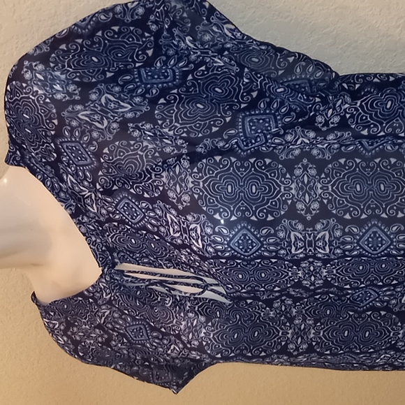 Liz Claiborne Cap Sleeve  Printed Sheer Blouse -#0121 - Picture 3 of 12